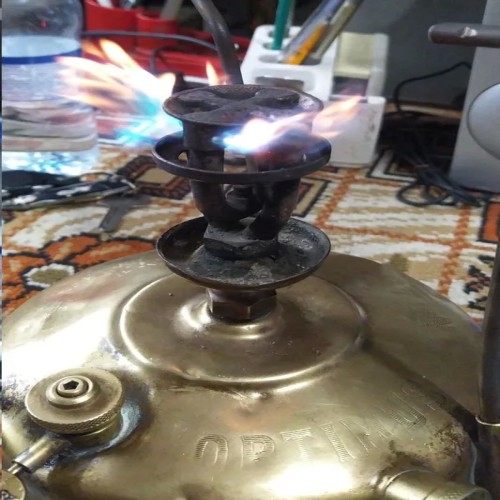 فروش پریموس قدیمی اپتیموس سوئد با قوری و شعله پخش کن