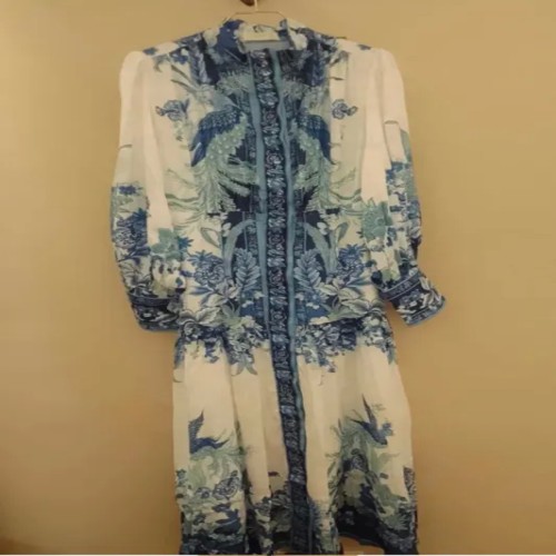 فروش مانتو عبا آبی سفید پیراهن زیمرمن بلند پرنده