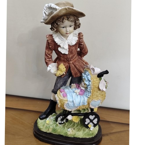 فروش مجسمه انگلیسی قدیمی دستساز با جزئیات زیبا