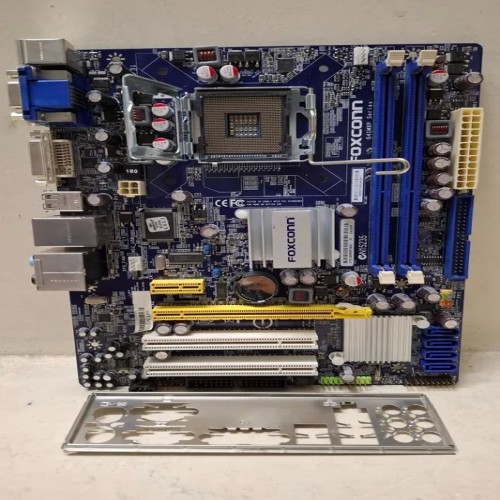 مادربرد FOXCONN G41MXP سوکت 775 با پنل و رم DDR3