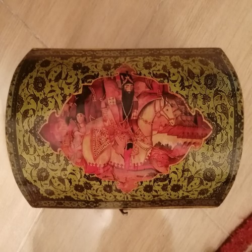 فروش صندوقچه طرح قاجاری دستساز با سایز مناسب