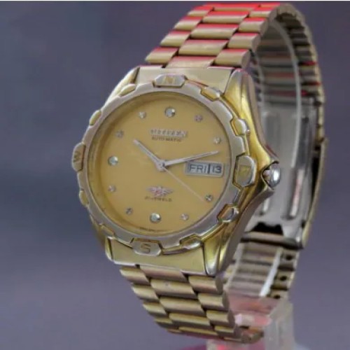 فروش ساعت سیتیزن ناب ژاپن با طرح سه عقاب