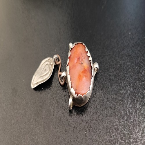 فروش گردنی عقیق یمن کهنه و کمیاب با رکاب ورشو