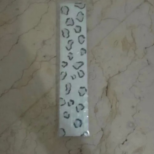 فروش استیکر حروف انگلیسی چوبی سفید و مشکی