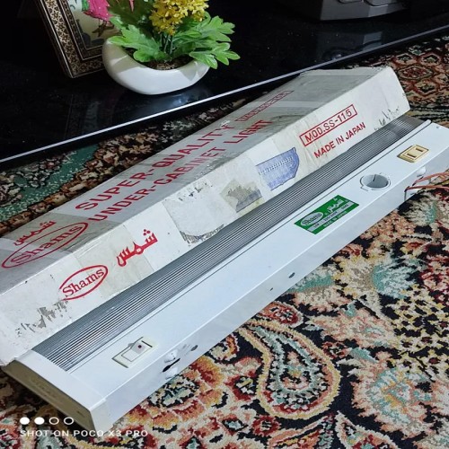 مهتابی دیواری ژاپنی قدیمی با طراحی کلاسیک و فابریک