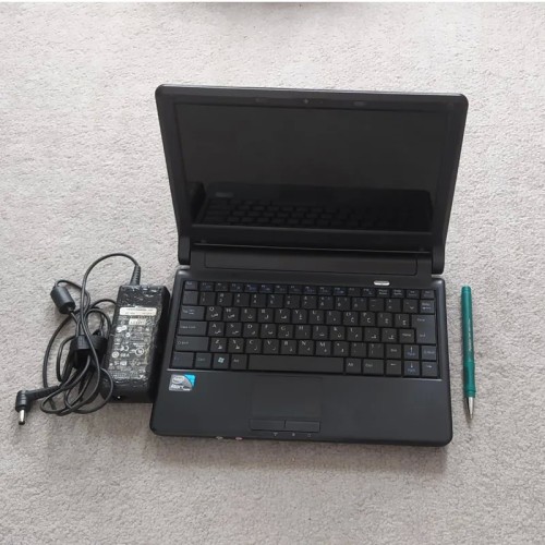 فروش مینی لپ تاپ رم 2 گیگ هارد 320 گیگ و وایفای