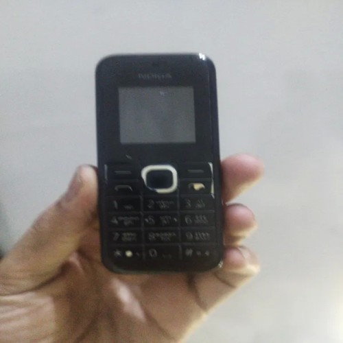 فروش نوکیا 105 سالم همراه شارژ و هندزفری با قیمت مناسب