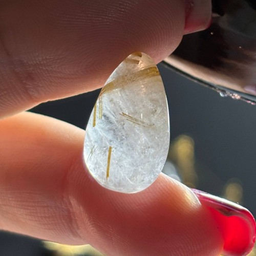 فروش نگین سنگ طبیعی در مویی معدنی با ابعاد مناسب