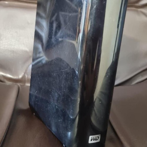 فروش هارد اکسترنال بوک 2ترا وسترن با آداپتور