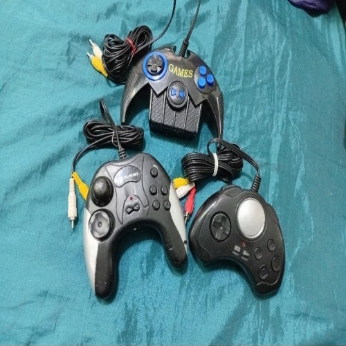 خرید 3 کنسول دستی حافظه دار نصب مستقیم تلویزیون