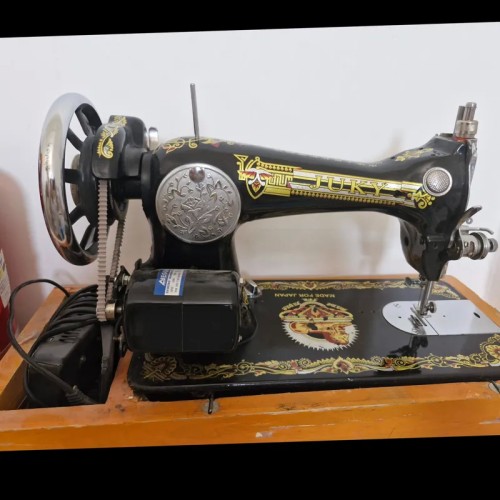 فروش چرخ خیاطی جوکی قدیمی با کارکرد عالی