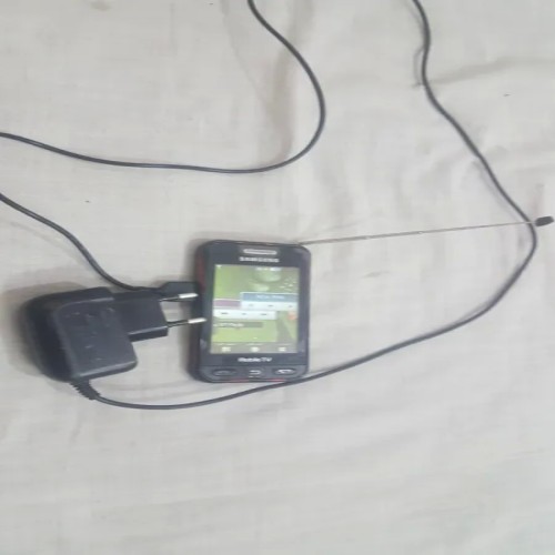 فروش گوشی سامسونگ TV با چندکانال تلویزیون قدیمی