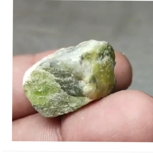 فروش سنگ زبرجد معدنی پاکستانی 60 گرمی - خواص و صنایع دستی