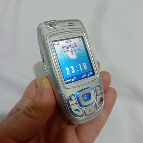 فروش گوشی کشویی سامسونگ E810 سالم و روشن