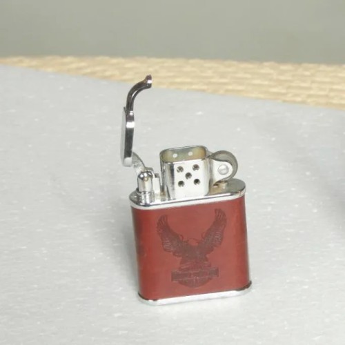 فروش فندک هارلی دیویدسون زیبا و سالم کلکسیونی