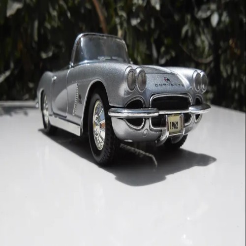 فروش ماکت نایاب شورولت کوروت اصل با کیفیت عالی