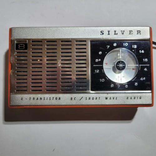 فروش رادیو دو موج سیلور ژاپن با قدمت 50 سال