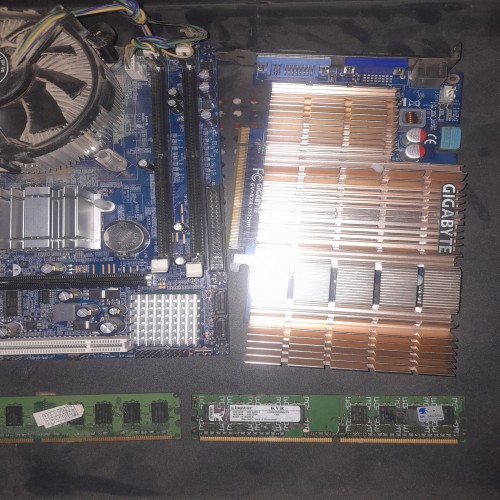 باندل G3 رم CPU Q6600 گرافیک 512GB DDR2 فن مادر برد G31 M