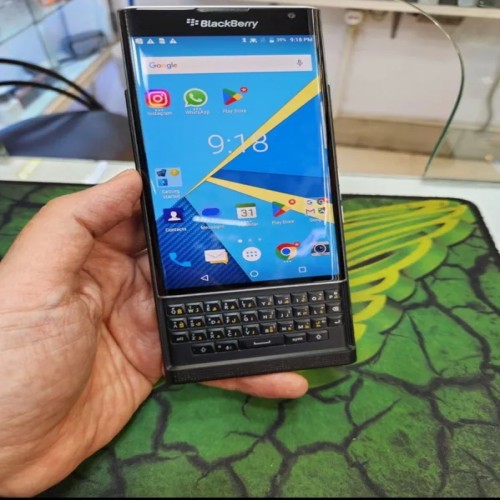 خرید گوشی بلک بری پرایو با دوربین 18 مگاپیکسل و رم 3 گیگ