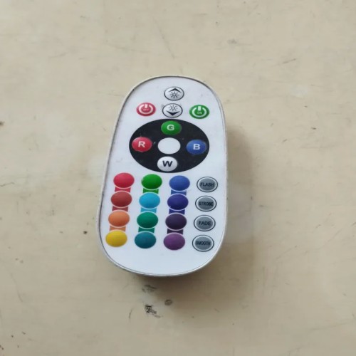 ریموت کنترلر ال ای دی ار جی بی با صدا و سالم