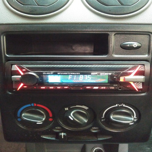 فروش ضبط ماشین طرح سونی با بلوتوث و AUX با قیمت مناسب