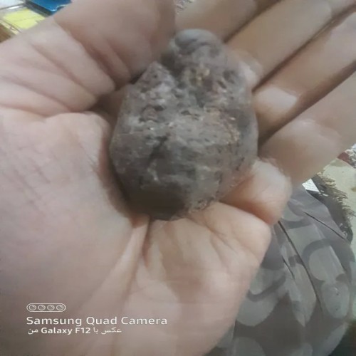 فروش شهاب سنگ کرباندو بدون جذب آهن ربا مریخی قمری