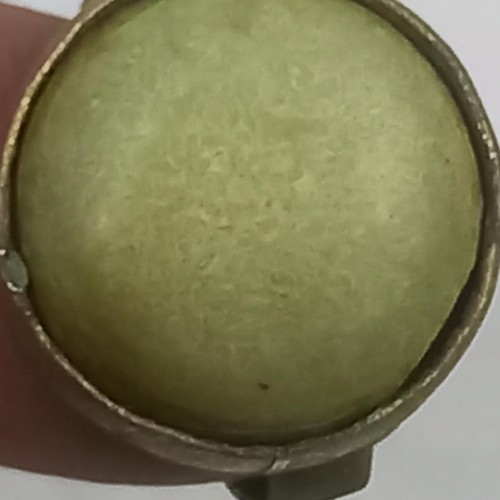 انکشتر برنجی قدیمی با طراحی سنتی و زیبا