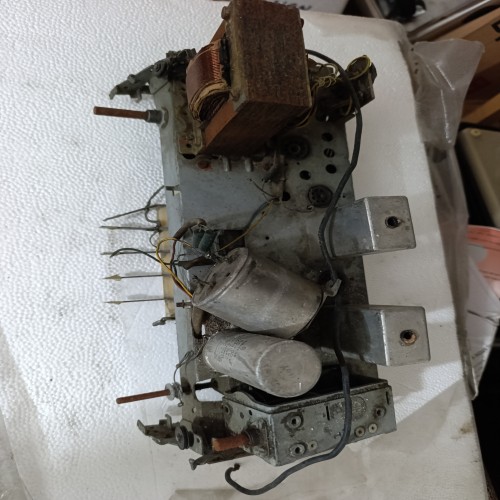 خرید دو عدد شاسی رادیو لامپی وردسا با کیفیت عالی