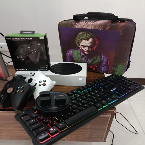 فروش ایکس باکس سری اس با گیم پس رایگان و لوازم جانبی