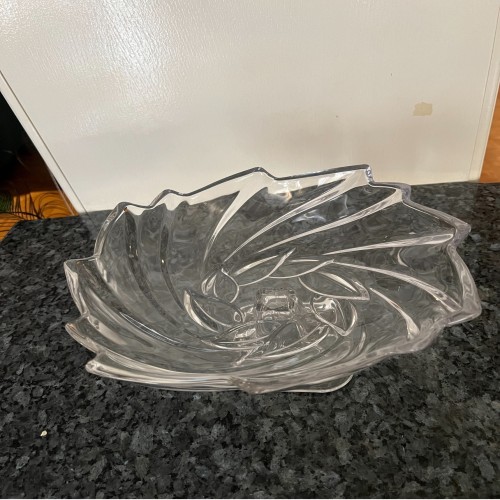 خرید میوه خوری پایه دار وردسا با طراحی زیبا و مقاوم