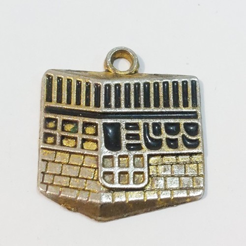 فروش گردنبند بشکل کعبه