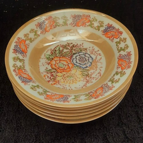 فروش یک دست بشقاب فسنجون خوری سه تاش معیوب