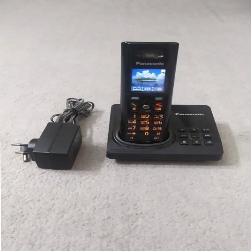 فروش تلفن بیسیم پاناسونیک منشی‌دار مدل TG8220