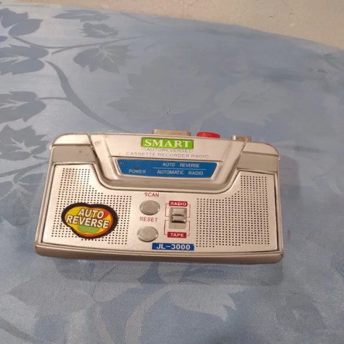 فروش واکمن smart با رادیو و ضبط سالم و کیفیت عالی