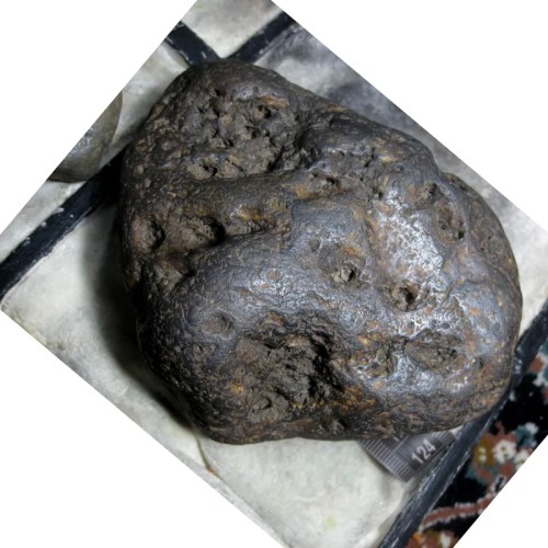 فروش مجسمه سنگی با نگاره باستانی | هنر و تاریخ ایران