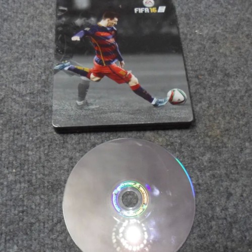 فروش استیل بوک فیفا 16 کمیاب و خاص