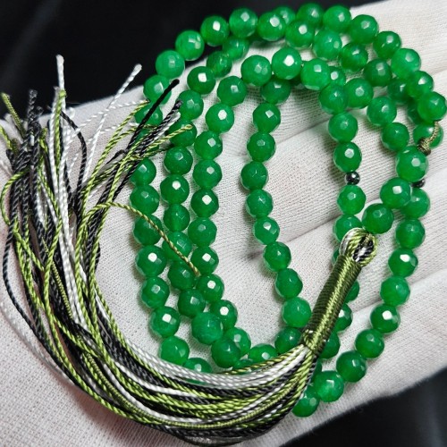 تسبیح 101 دانه سنگ جید سبز معدنی با وزن 32 گرم