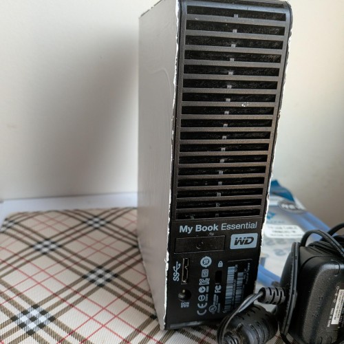 فروش هارد وسترن دیجیتال مای بوک اسنشیال 3 ترابایت