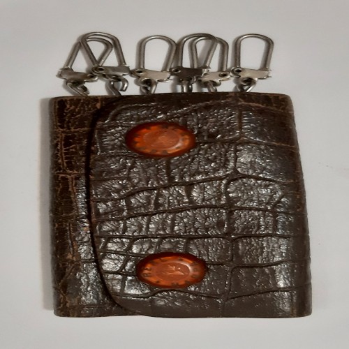 جا کلیدی چرمی بادوام قدیمی با کیفیت عالی