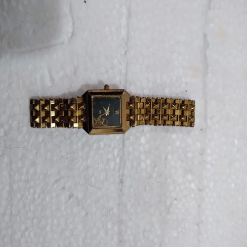 فروش ساعت مچی زنانه رنگ ثابت تست نشده