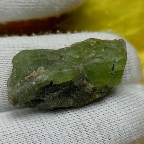 فروش سنگ درشت 40 قیراطی زبرجد پاکستانی معدنی