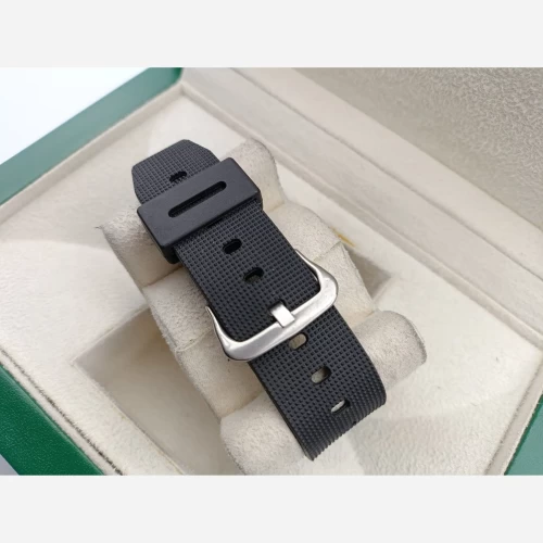 ساعت جی شاک 2100 طلایی صفحه طلایی - Image 2