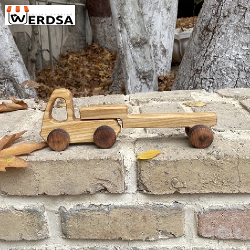 اسباب بازی چوبی مدل ماشین تریلی