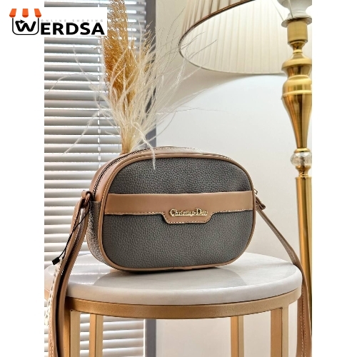 کیف پاسپورتی زنانه دیور کد 1822