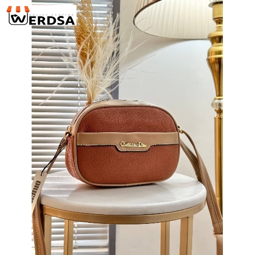 کیف پاسپورتی زنانه دیور کد 1822