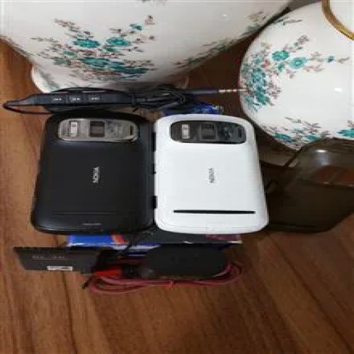 نوکیا808پیور