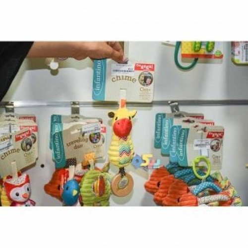 اسباب بازی نوزاد آویز تخت و کریر زرافه infantino مدل 5387