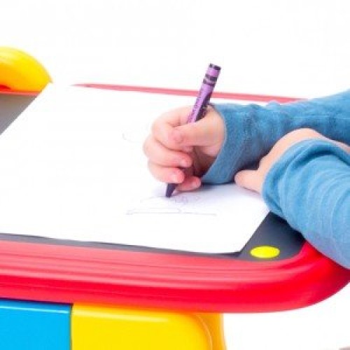 ميز نقاشی crayola كد 5013