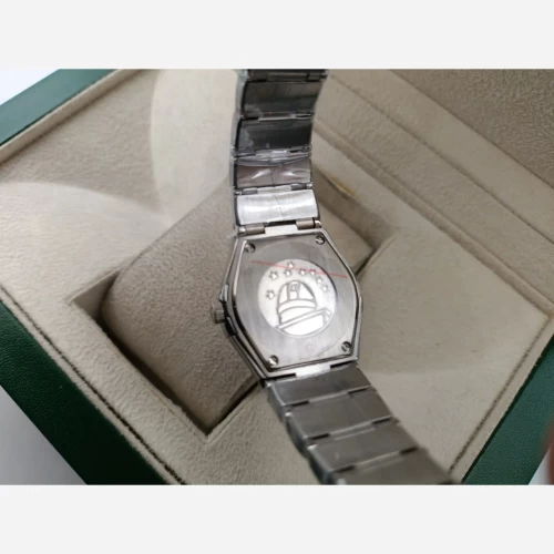 ساعت امگا کانسلیشن استیل صفحه مشکی دورنگین زنانه - Image 3