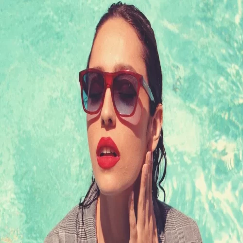 عینک آفتابی هاکرز مدل Crystal Red Blue Gradient One Ls - Image 8